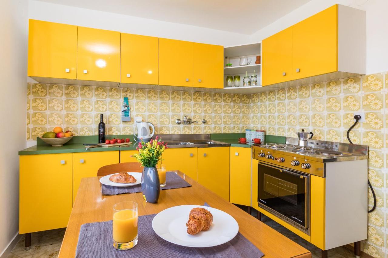 Quirky Apartment Arena With Parking Pula Luaran gambar