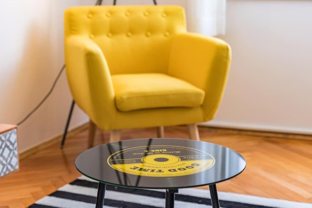 Quirky Apartment Arena With Parking Pula Luaran gambar